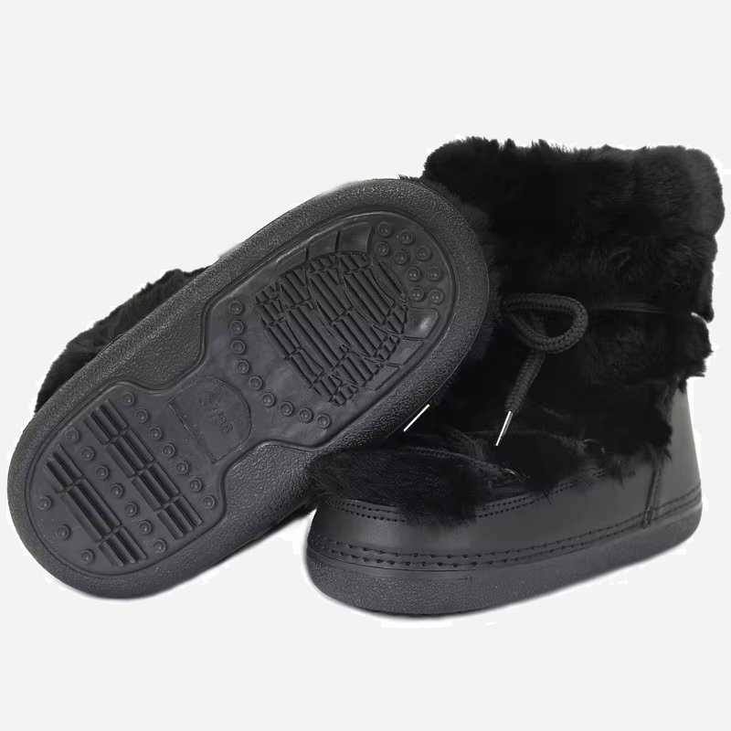 Black Snow Boots Short